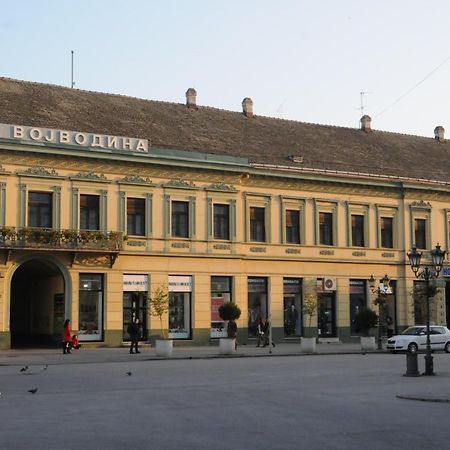 Hotel Vojvodina Nowy Sad Zewnętrze zdjęcie